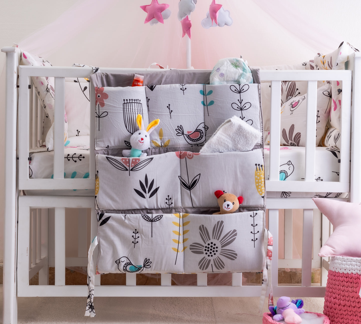 209 - Infant Organizer - منظم سرير البيبي