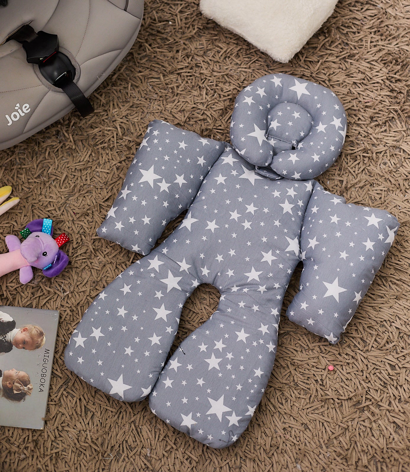 237 - Infant Car Seat Pillow  -  مخده كارسيت لحديث الولاده