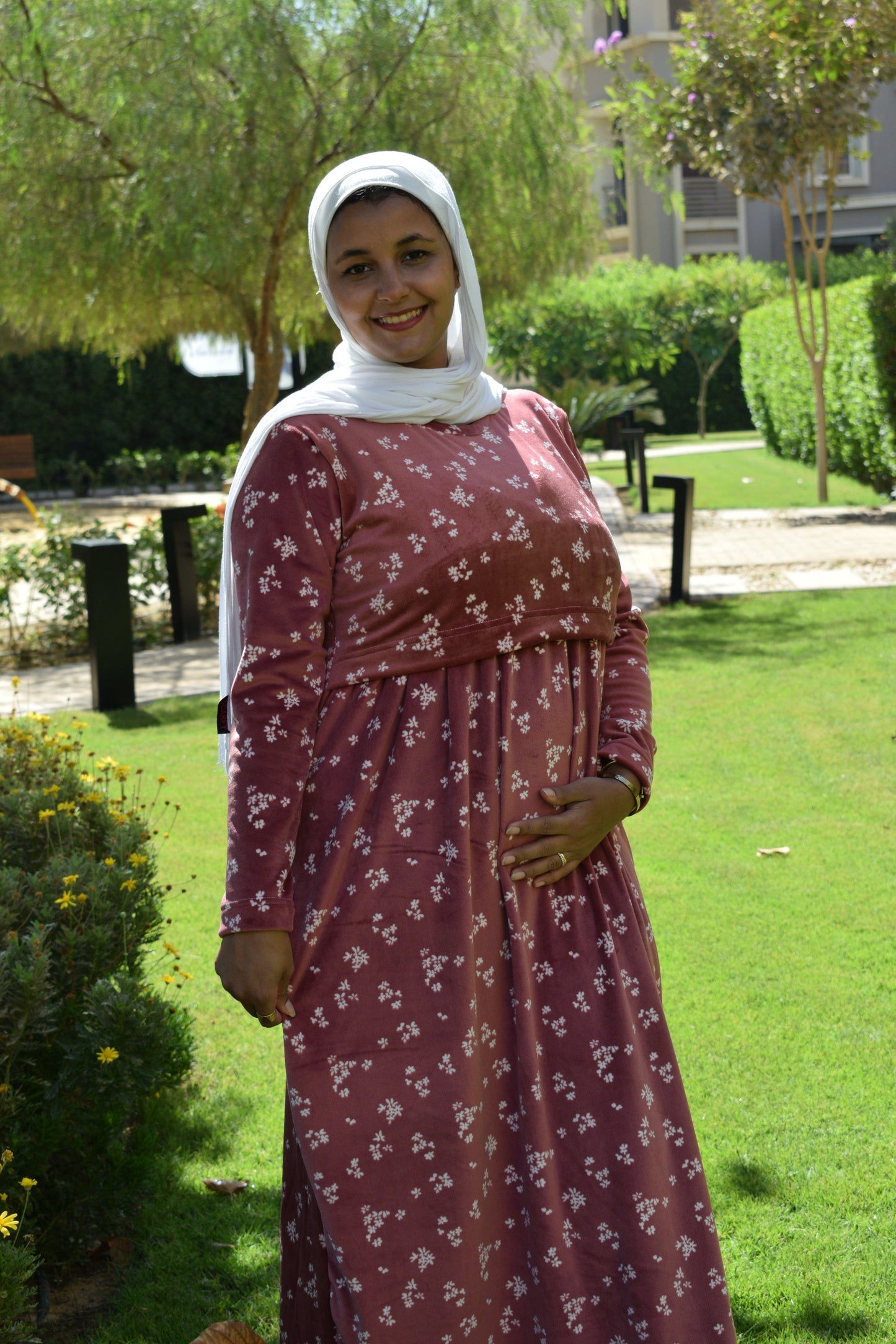 299-302 - Winter- Baby Shower Mom Dress